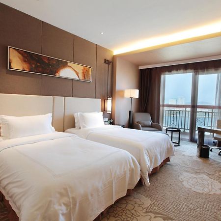 Shenglong Jianguo Hotel Haiyang Haiyang  Экстерьер фото